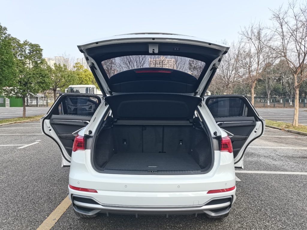 Audi Q3 2021 35 TFSI Sportline - Huishida Trading