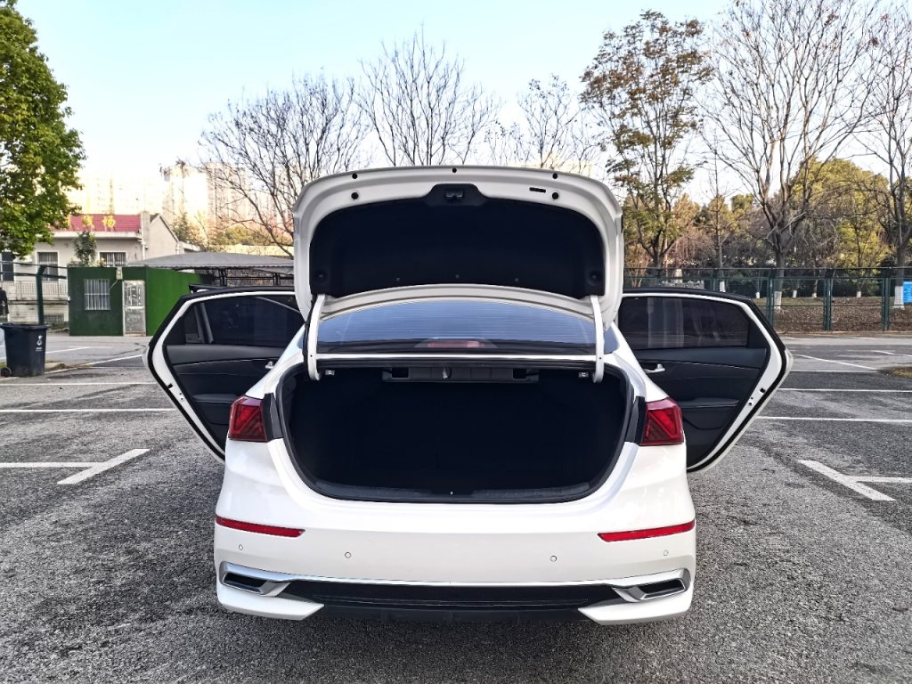 Kia K3 2021 Facelift 1.5L CVT Fashion Edition - Huishida Trading