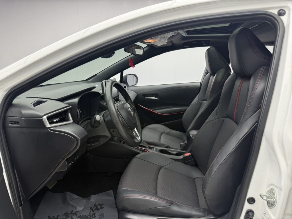 Toyota Levin 2022 185T CVT Sport Edition - Huishida Trading