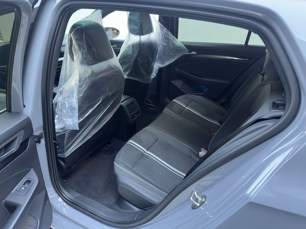 Volkswagen Golf 2023 года 280TSI DSG R-Line Lite - Huishida Trading