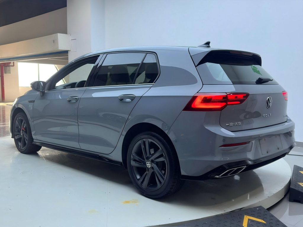 Volkswagen Golf 2023 года 280TSI DSG R-Line Lite - Huishida Trading