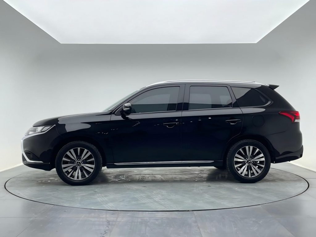 Mitsubishi Outlander 2021 2.0L 2WD Enjoy Edition 5-местный - Huishida Trading