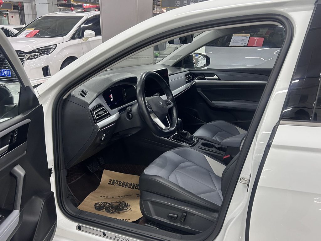 Volkswagen Lavida 2023 280TSI DSG Everlasting Edition - Huishida Trading