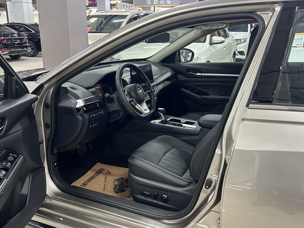 Nissan Alitima 2022 2.0L XL-Upr Premium Edition - Huishida Trading