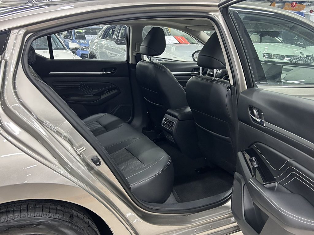 Nissan Alitima 2022 2.0L XL-Upr Premium Edition - Huishida Trading