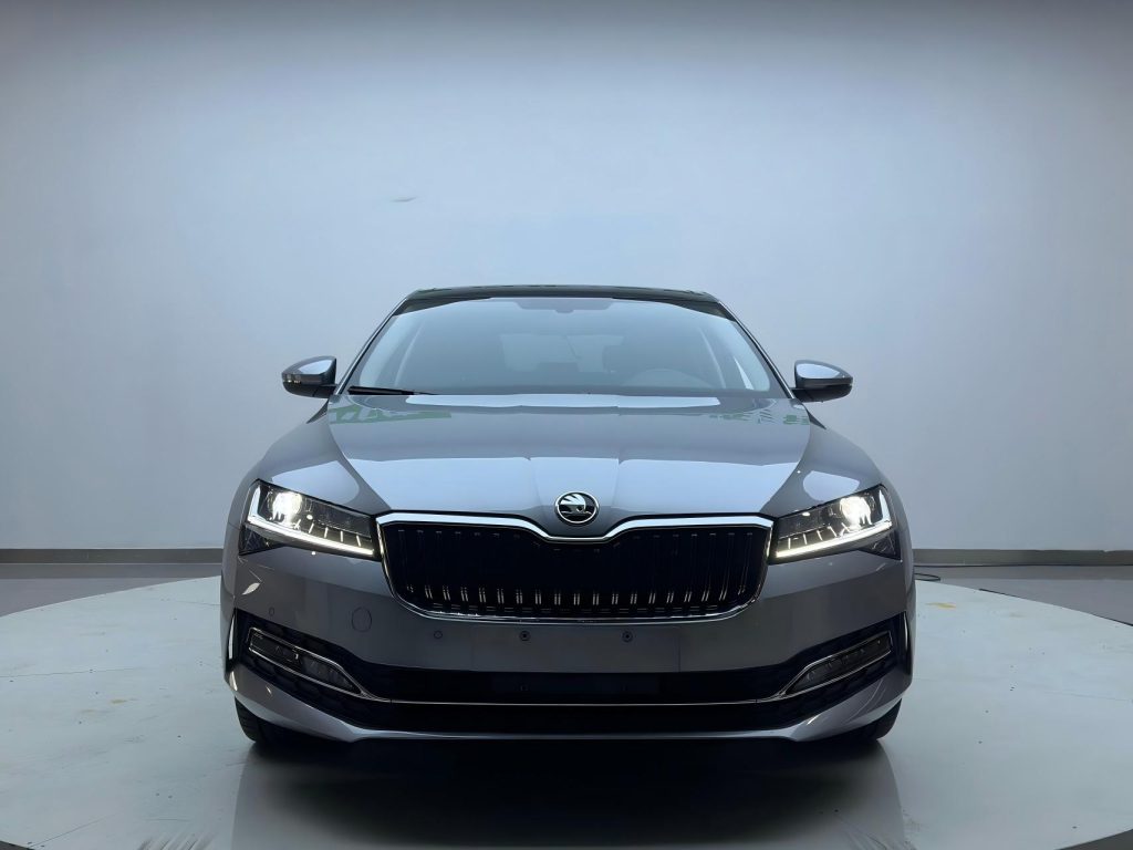 ŠKODA Superb 2022 года TSI280 DSG Prestige Edition - Huishida Trading