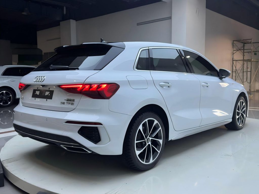Audi A3 2023 Sportback 35 TFSI Progressive Sport - Huishida Trading