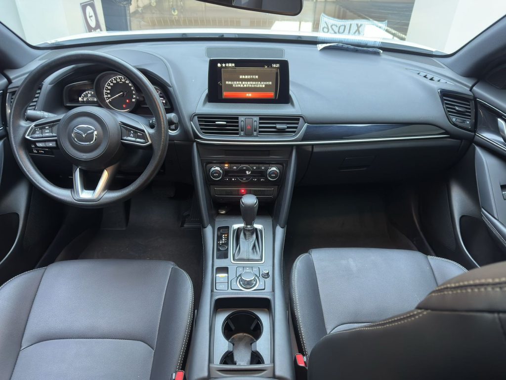 Mazda CX-4 2021 года 2,0 л Автоматическая коробка передач Передний привод Skyactiv-Explorer Edition - Huishida Trading