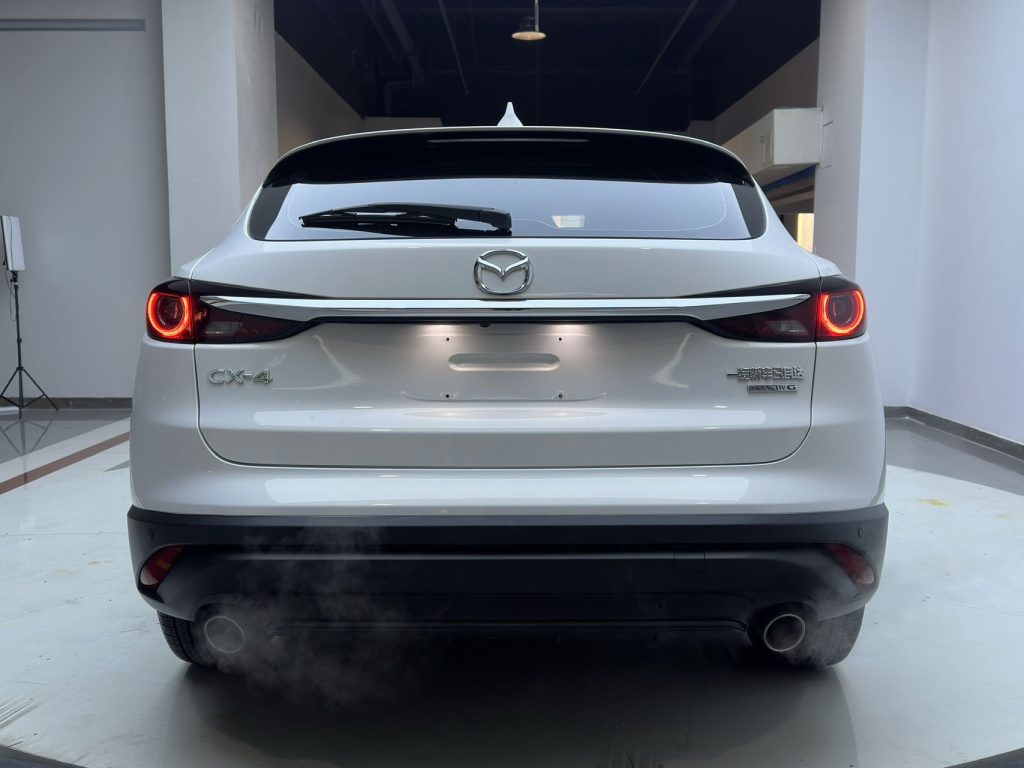 Mazda CX-4 2021 года 2,0 л Автоматическая коробка передач Передний привод Skyactiv-Explorer Edition - Huishida Trading