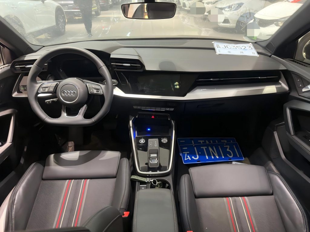 Audi A3 2022 A3L Limousine 35 TFSI Sportline - Huishida Trading