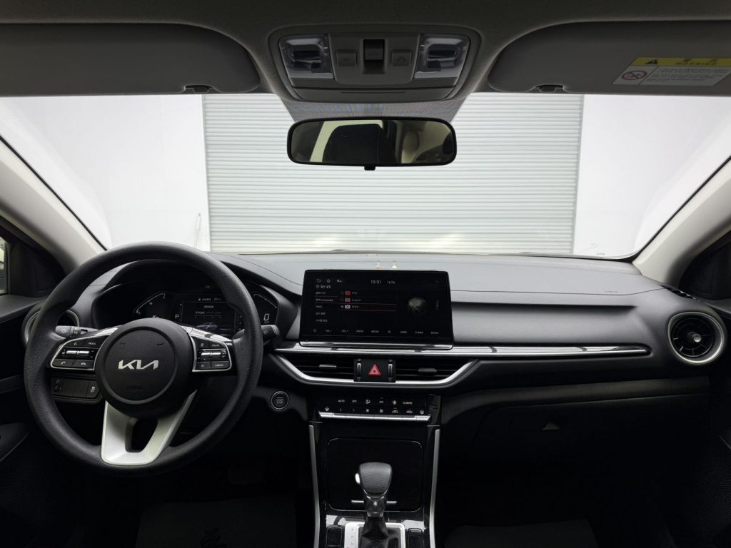 Kia K3 2021 1,5 л CVT Fashion Edition - Huishida Trading