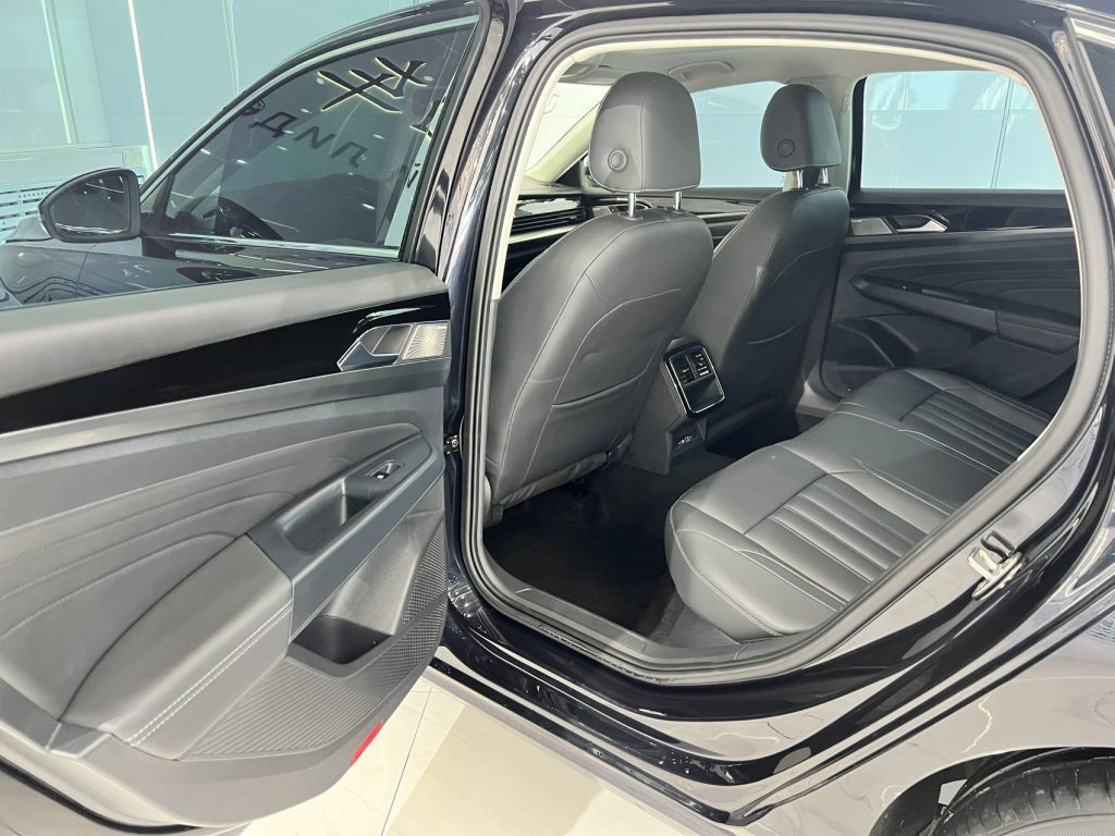 Volkswagen Passat 2022 280TSI Elite Edition - Huishida Trading