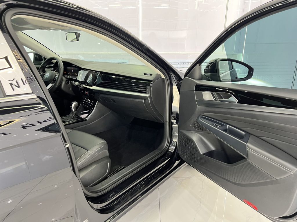 Volkswagen Passat 2022 280TSI Elite Edition - Huishida Trading