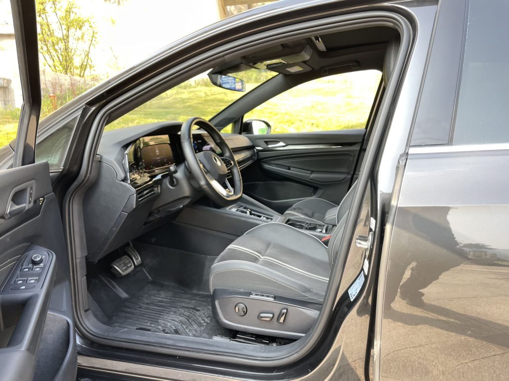 Volkswagen Golf 2021 280TSI DSG R-Line - Huishida Trading