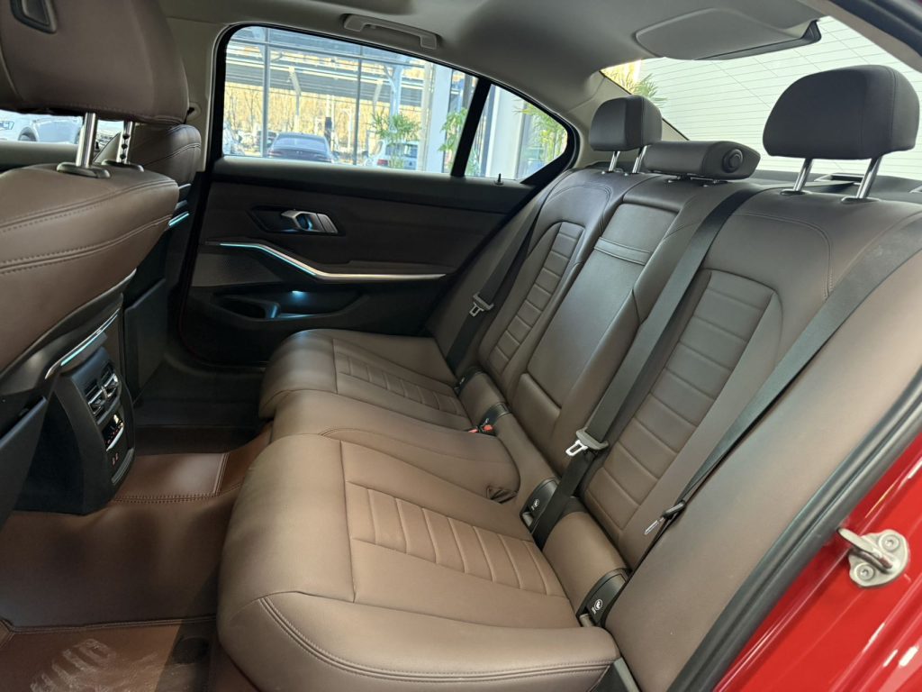 BMW 3 серии 2021 модельный год Facelift II 320Li M Sport Package - Huishida Trading