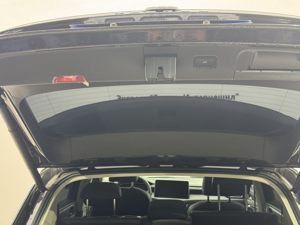 TAYRON 2023 280TSI 2WD Luxury Plus Advanced Edition - Huishida Trading