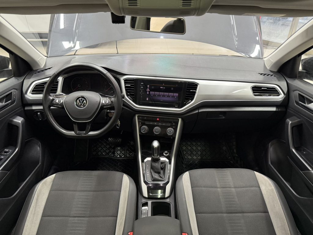 Volkswagen T-ROC 2021 280TSI DSG Передний привод Elite Smart Connect Edition - Huishida Trading
