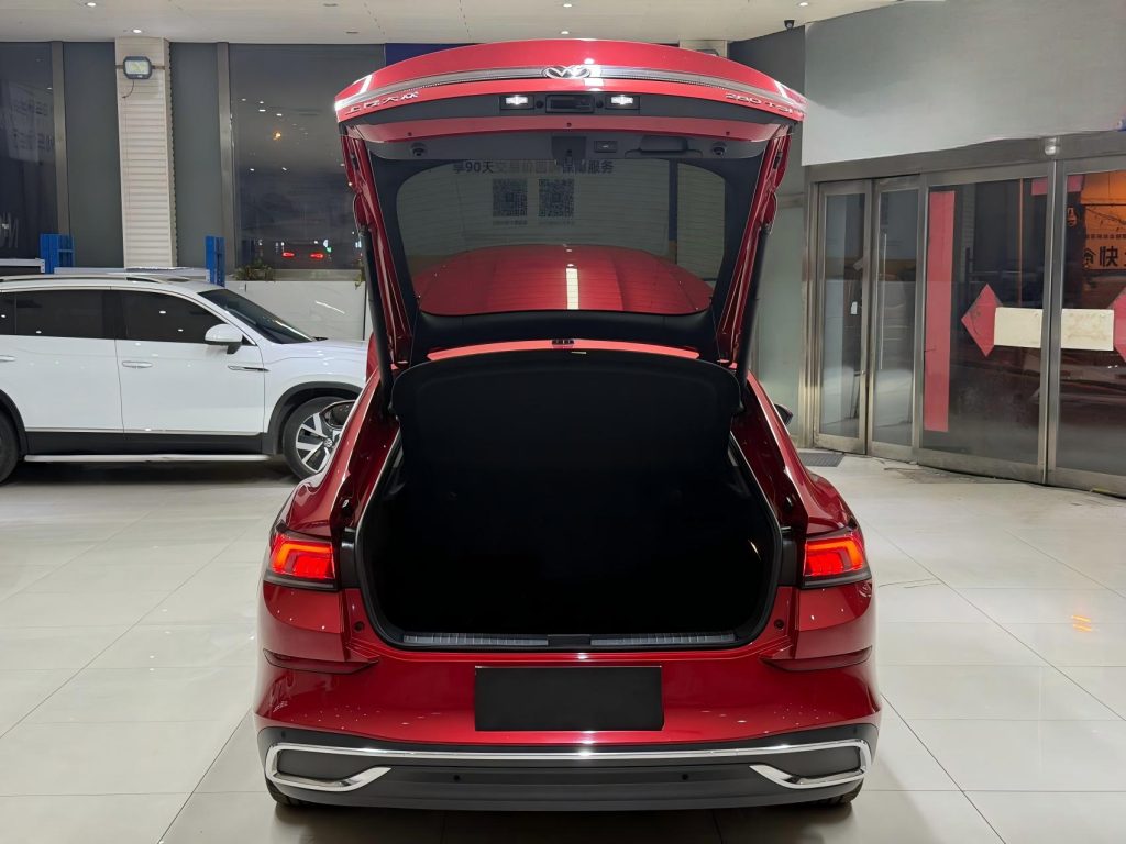 Volkswagen Lamando L 022 Модель 280TSI DSG Cool Edition - Huishida Trading