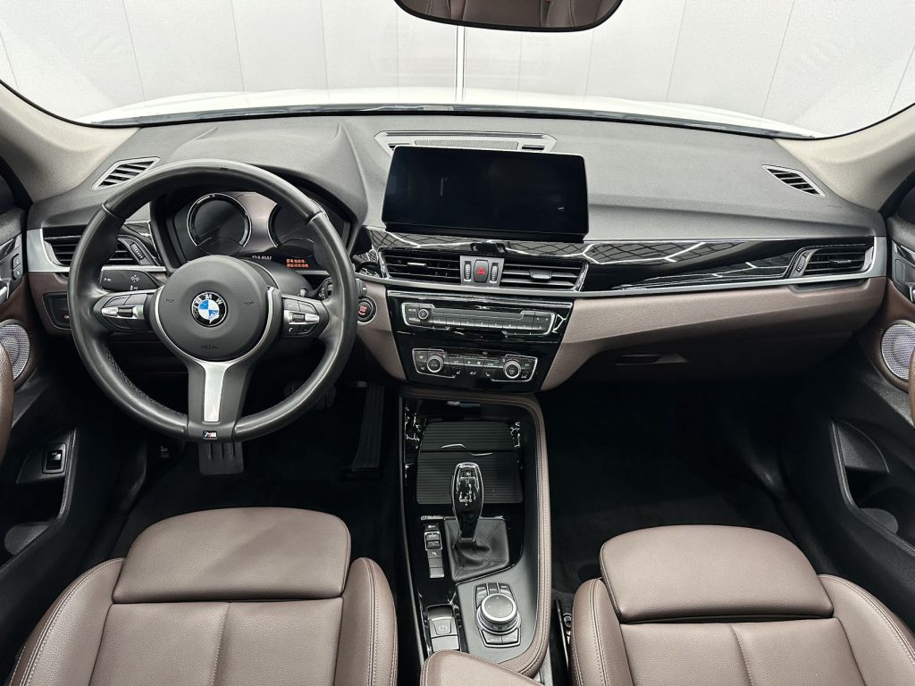 BMW X1 2022 sDrive20Li Luxury Edition - Huishida Trading