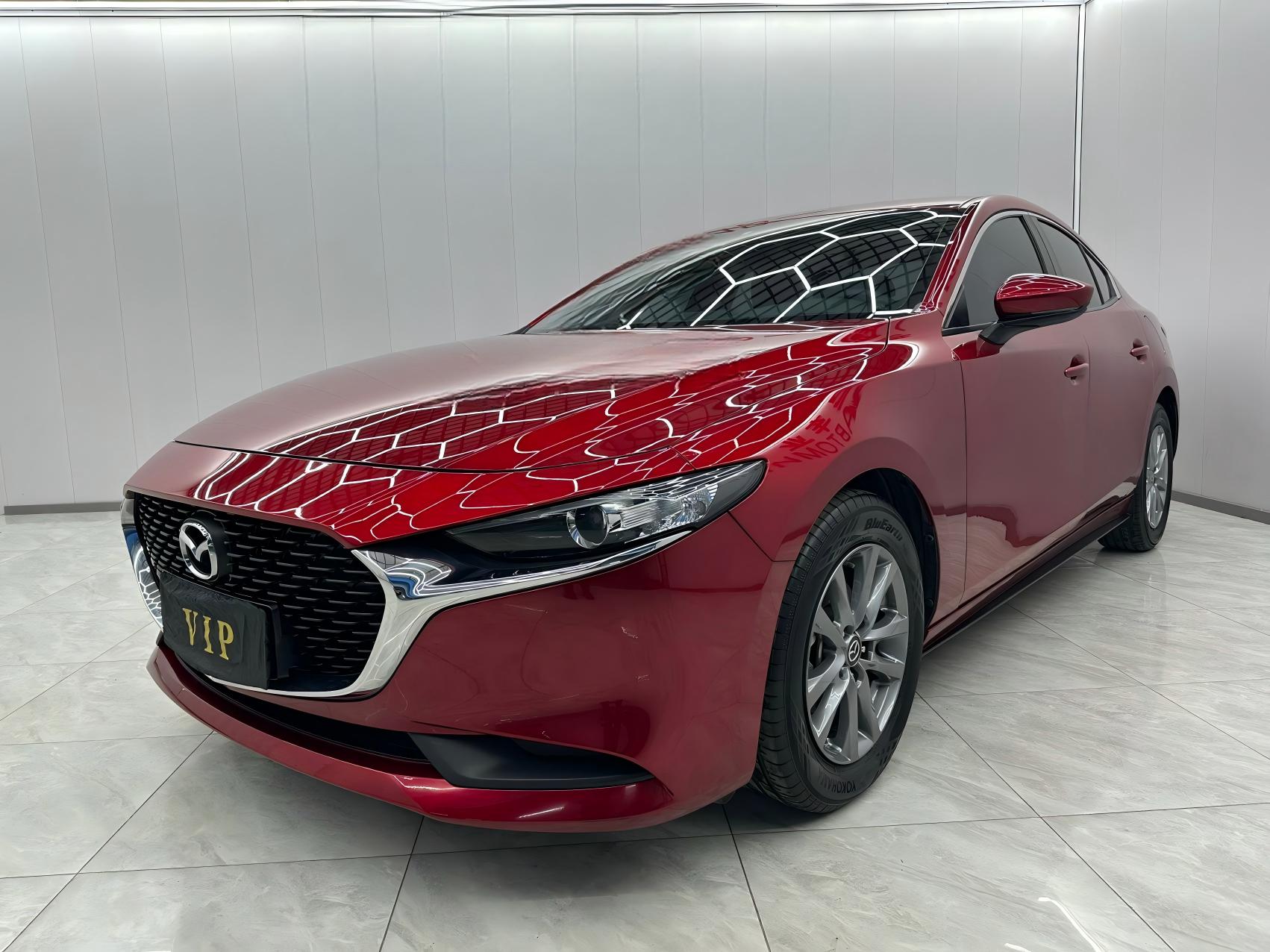 Mazda3 Axela  2021 года  1,5 л  Автоматическая коробка передач Premium Edition