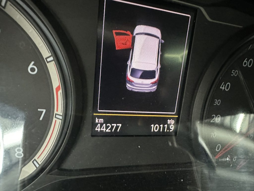 Volkswagen TAYRON 2022 года 280TSI Передний привод Luxury Smart Connect Edition - Huishida Trading