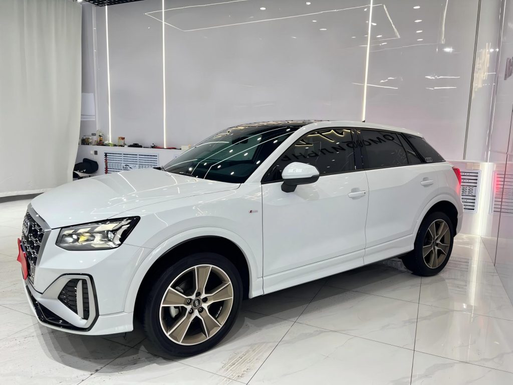 Audi Q2L 2022 Модель 35 TFSI Sporty Style National VI - Huishida Trading