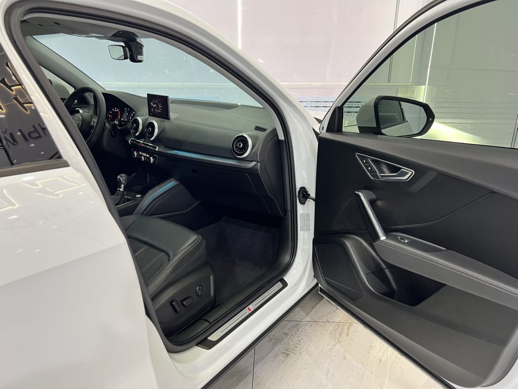 Audi Q2L 2022 Модель 35 TFSI Sporty Style National VI - Huishida Trading