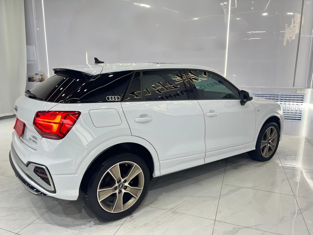Audi Q2L 2022 Модель 35 TFSI Sporty Style National VI - Huishida Trading