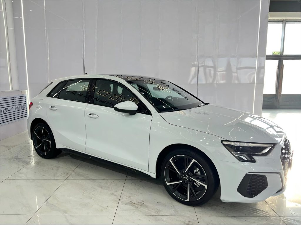 Audi A3 2021 Sportback 35 TFSI Sporty Style - Huishida Trading