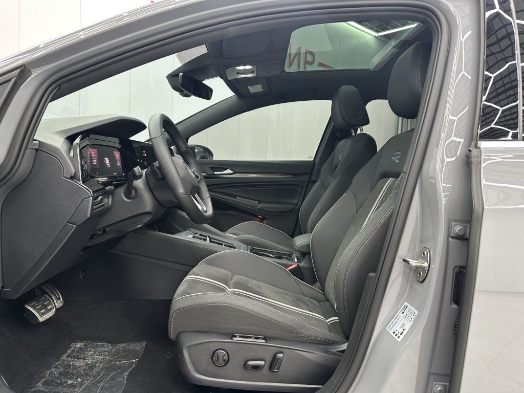 Volkswagen Golf 2021 280TSI DSG R-Line - Huishida Trading