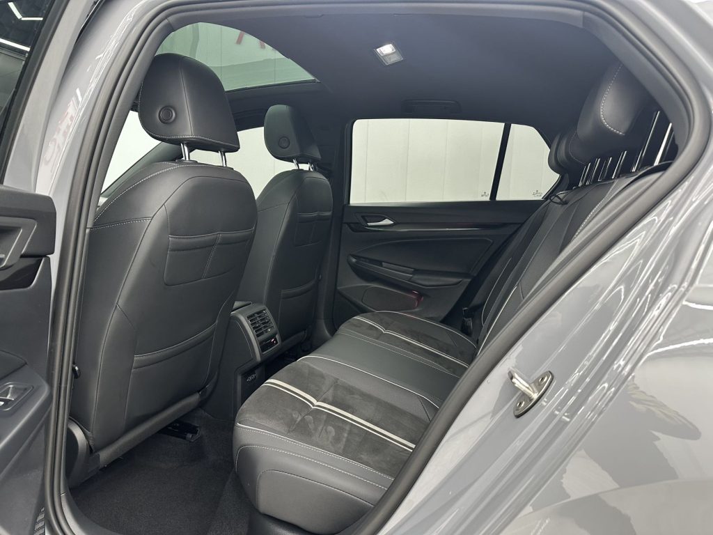 Volkswagen Golf 2021 280TSI DSG R-Line - Huishida Trading