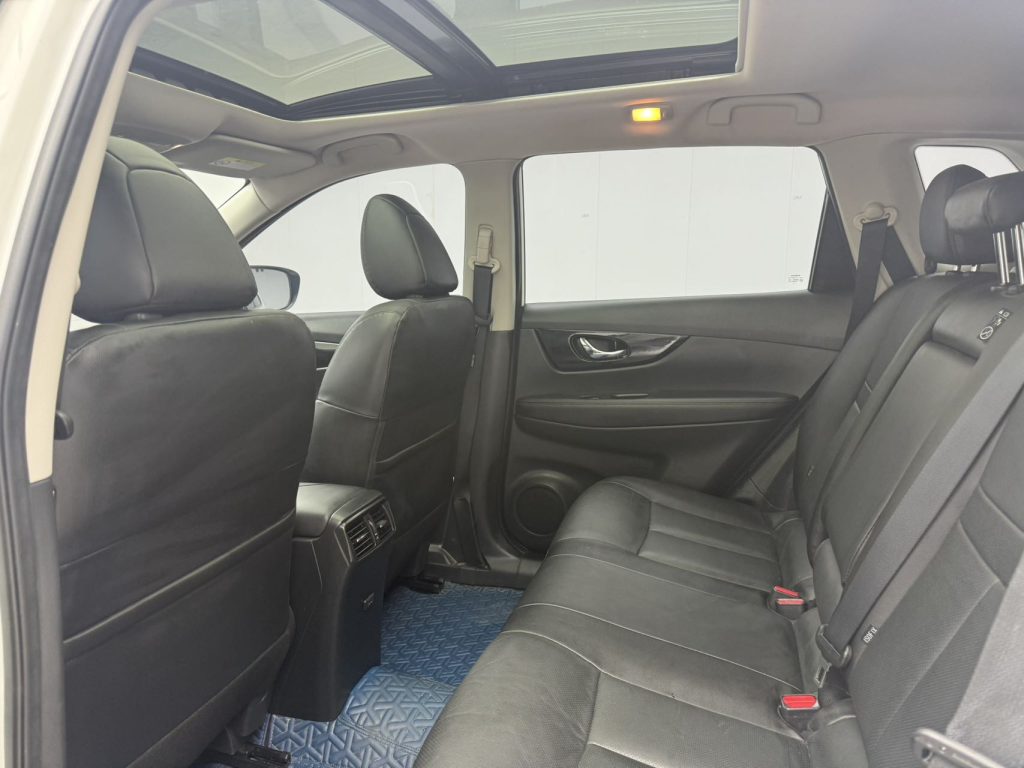 Nissan X-Trail 2022 2.0L 2WD Intelligent Connect Premium Edition - Huishida Trading