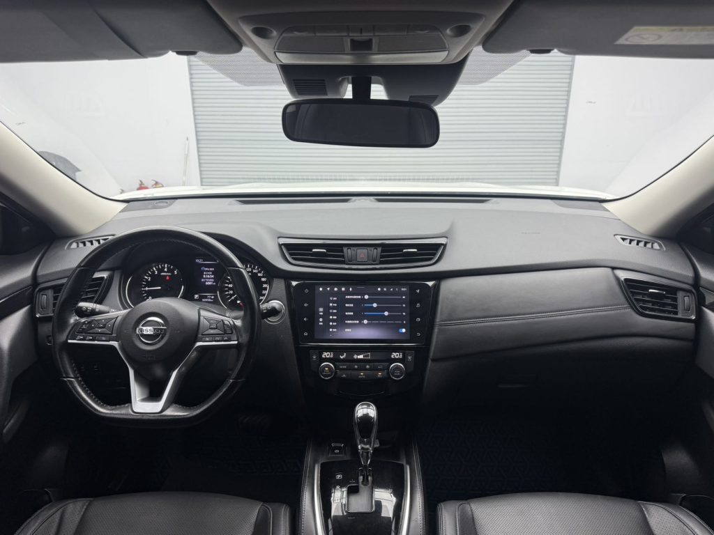 Nissan X-Trail 2022 2.0L 2WD Intelligent Connect Premium Edition - Huishida Trading