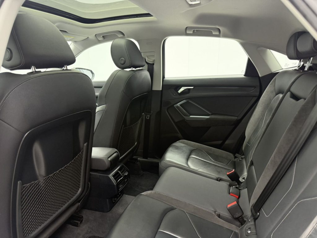 Audi Q3 Sportback 2023 35 TFSI Progressive 1.4T - Huishida Trading