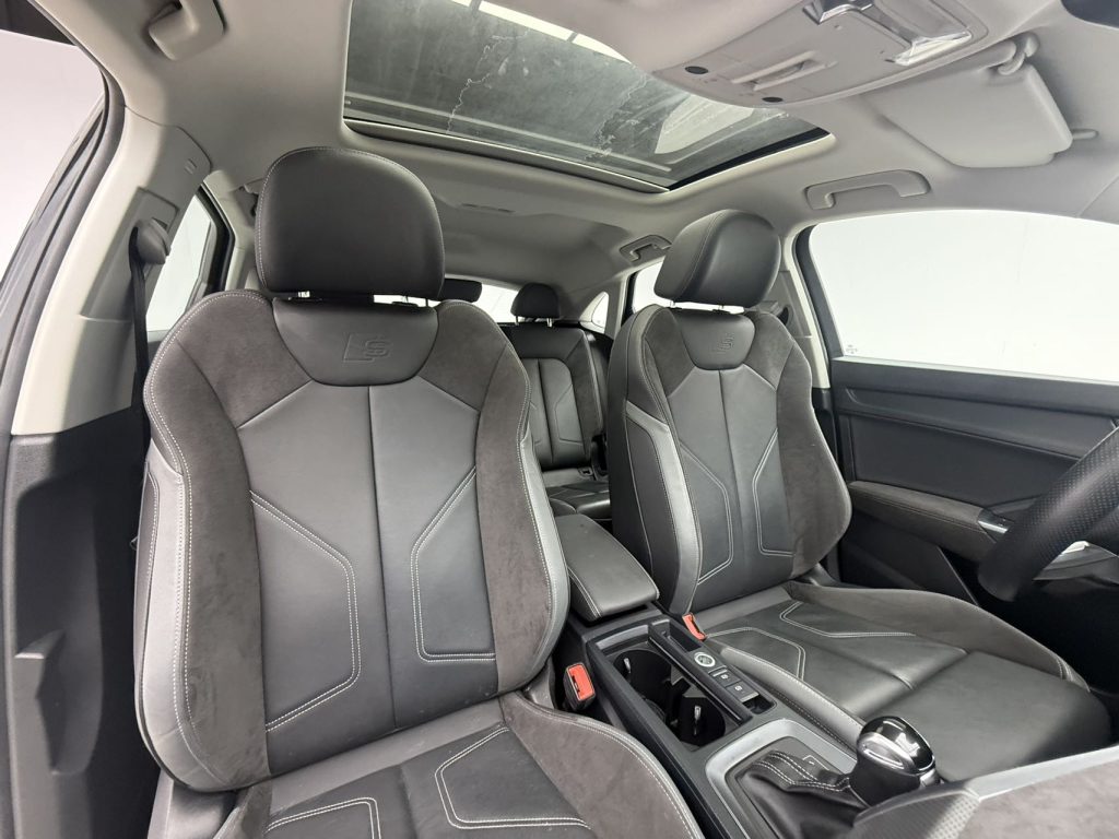 Audi Q3 Sportback 2023 35 TFSI Progressive 1.4T - Huishida Trading