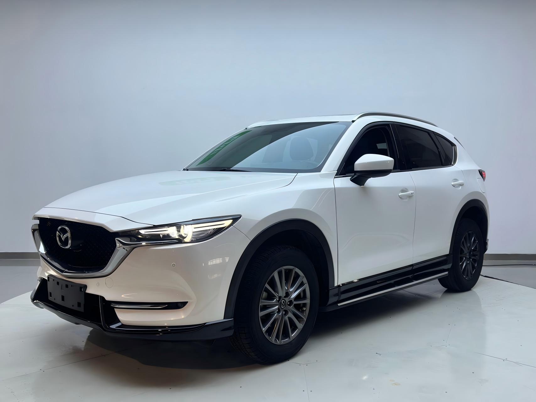 Mazda CX-5  2021 года  2,0 л  Автоматическая коробка передач  Передний привод  Smart Premium Edition