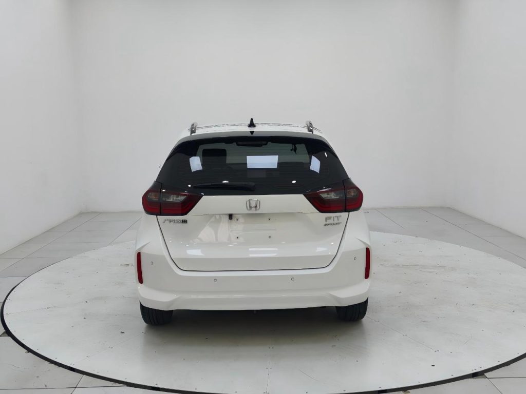 Honda Fit 2021 1.5L CVT Trend Edition - Huishida Trading