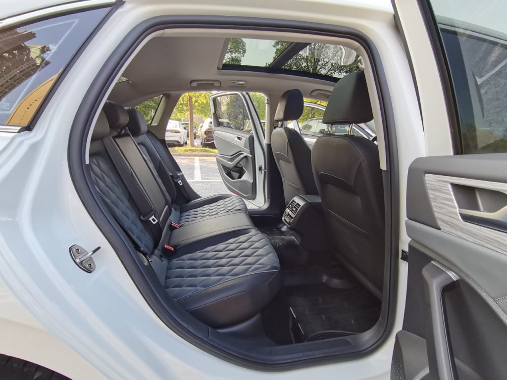 Volkswagen Sagitar 2023 280TSI DSG Transcend Plus Edition - Huishida Trading