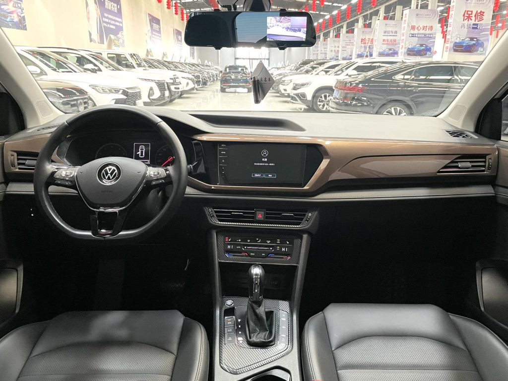 Volkswagen Tharu 2021 280TSI Two-Wheel Drive Luxury Edition PLUS - Huishida Trading