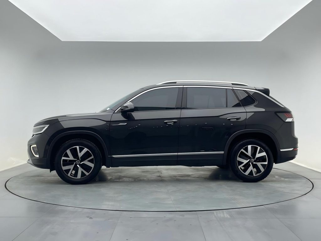 Volkswagen TAYRON 2023 года 280TSI Передний привод Luxury Plus Advanced Edition - Huishida Trading