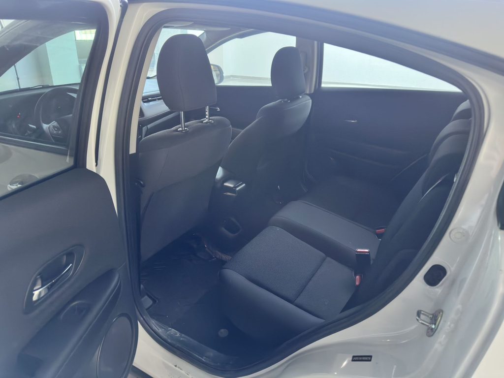 Honda Vezel 2022 1.5L CVT Elite Smart Enjoy Edition - Huishida Trading