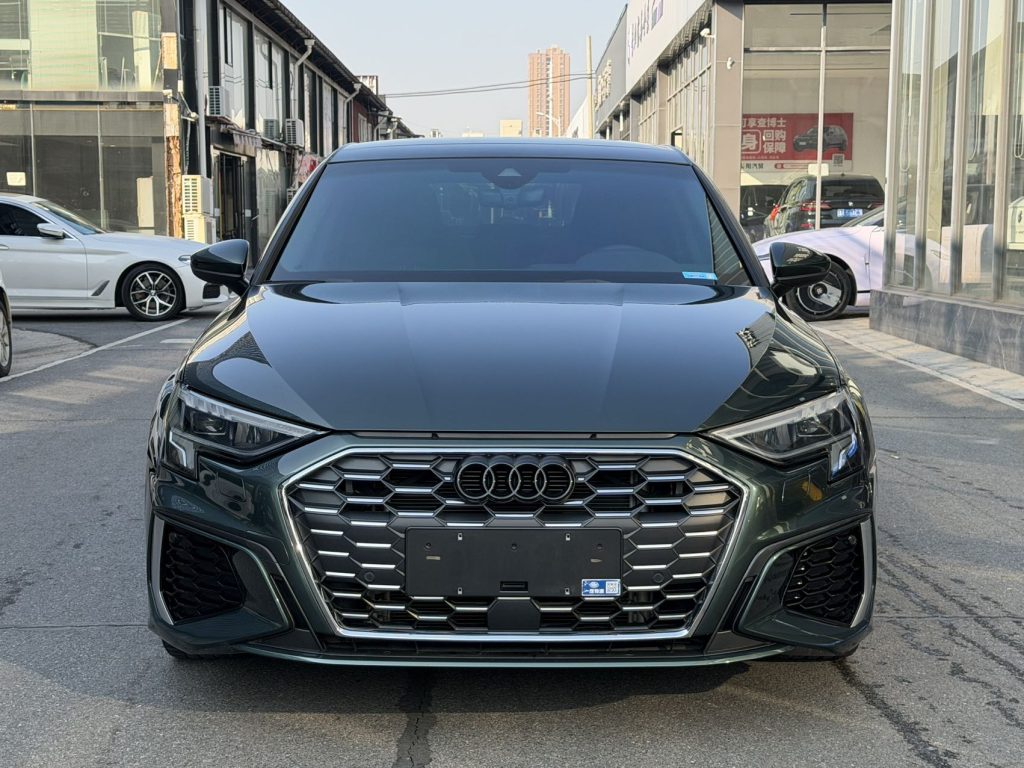 Audi A3 2022 модельного года A3L Limousine 35 TFSI Sportline - Huishida Trading