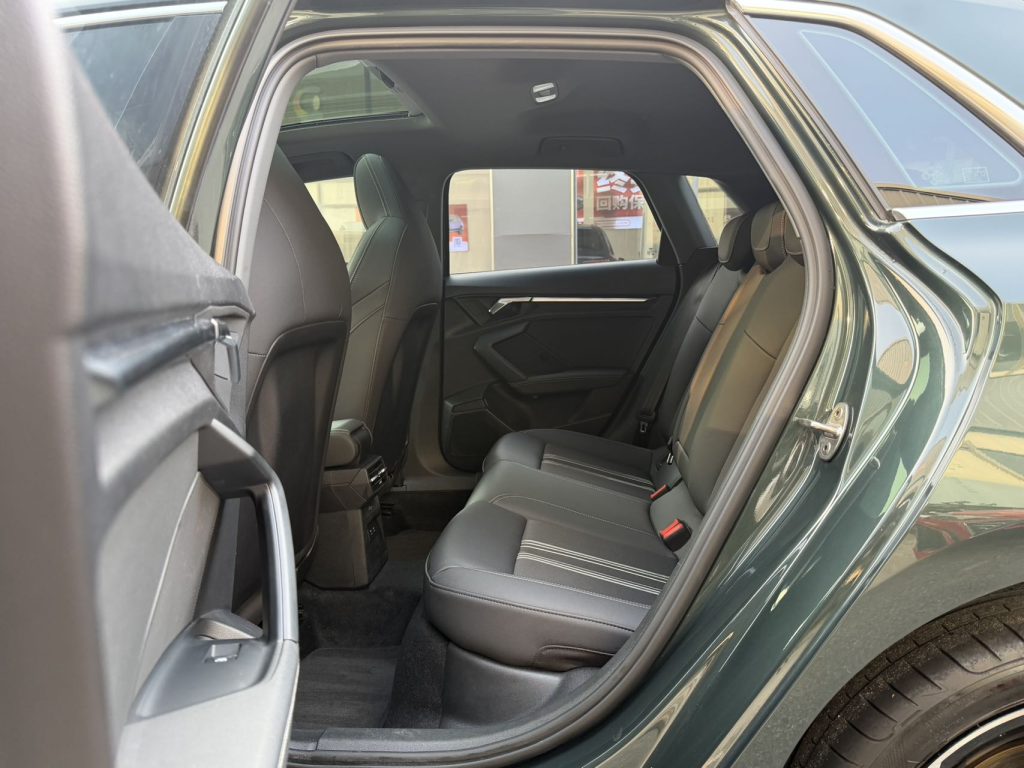 Audi A3 2021 Sportback 35 TFSI Fashion Sport Edition - Huishida Trading