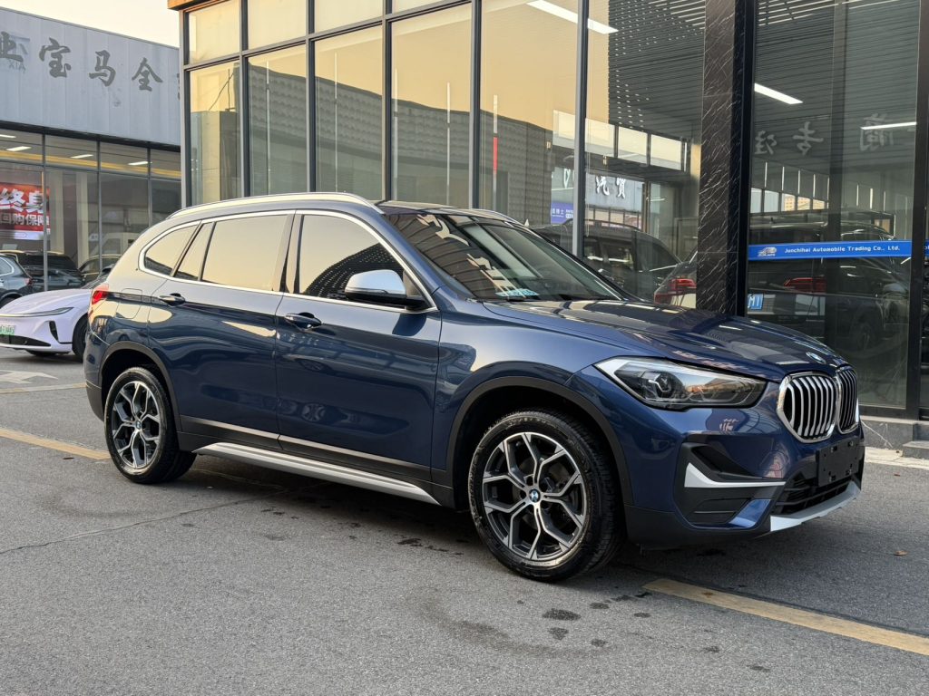 BMW X1 2022 sDrive20Li Fashion Edition - Huishida Trading