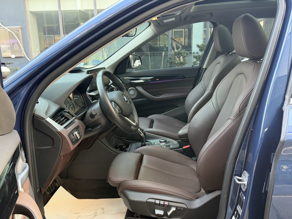 BMW X1 2022 sDrive20Li Fashion Edition - Huishida Trading