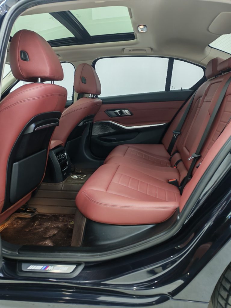 BMW 3 серии 2021 года с обновленным дизайном 320Li M Sport Package - Huishida Trading