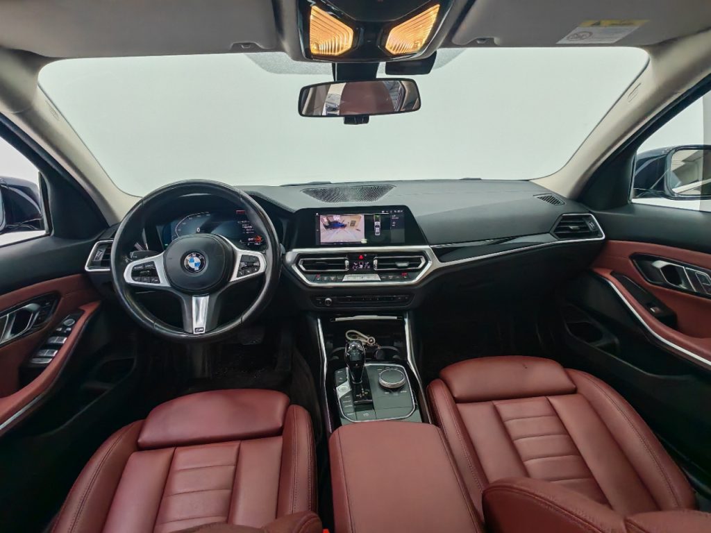 BMW 3 серии 2021 года с обновленным дизайном 320Li M Sport Package - Huishida Trading