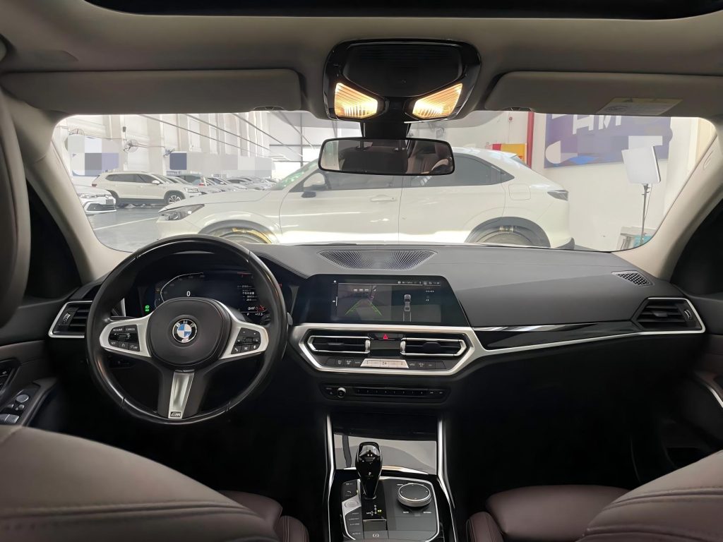 BMW 3 серии 2022 320Li M Sport Package - Huishida Trading