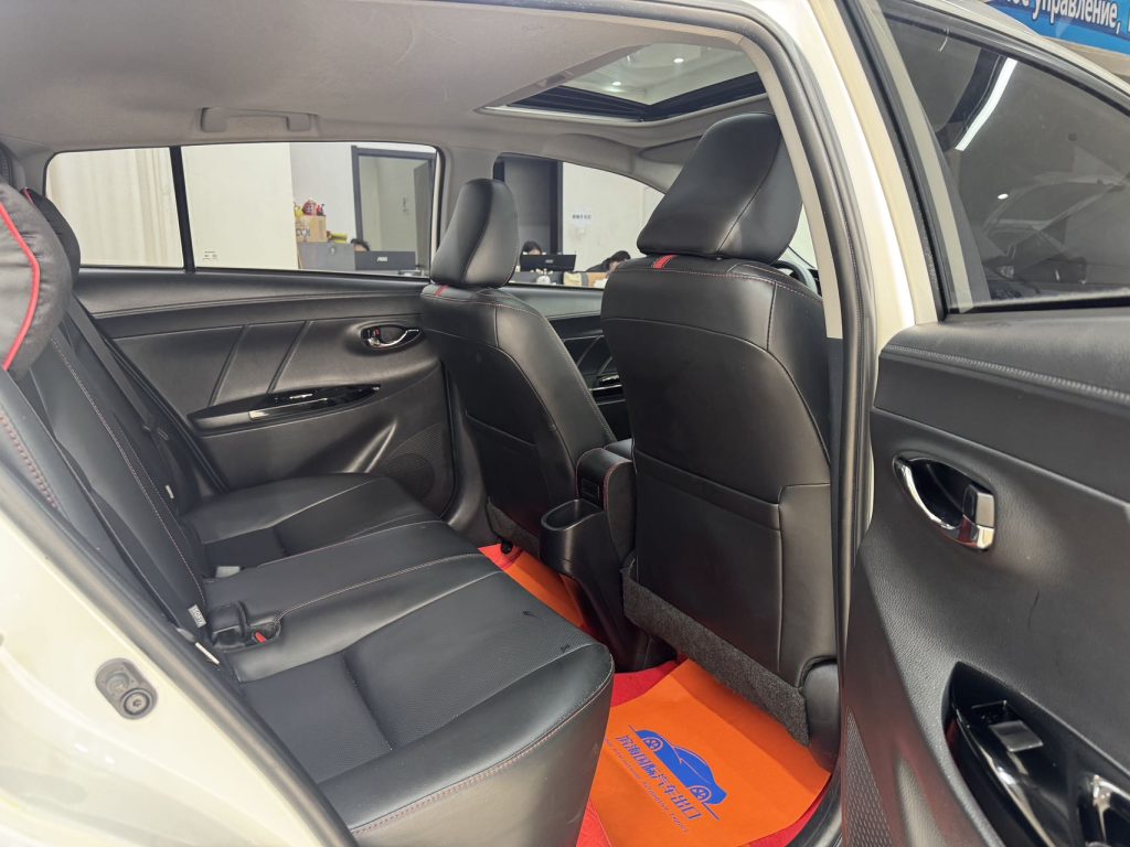 Toyota YARiS L Yaris 2022 Yaris X 1.5L CVT Premium Edition - Huishida Trading