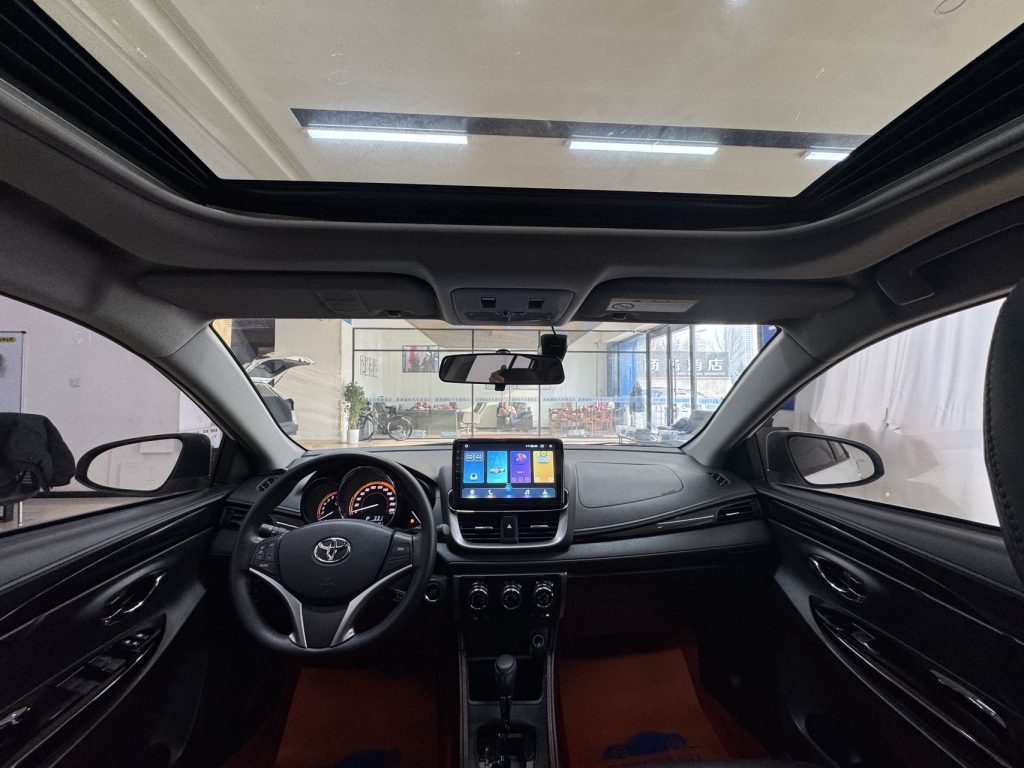 Toyota YARiS L Yaris 2022 Yaris X 1.5L CVT Premium Edition - Huishida Trading